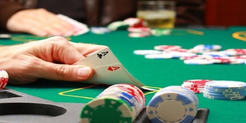 Khái niệm so sánh casino truyền thống và casino online